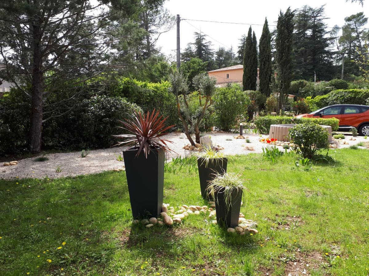 Les Coronilles Bed & Breakfast Saint-Maximin-la-Sainte-Baume Luaran gambar
