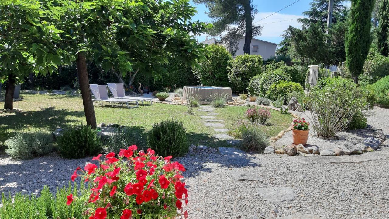Les Coronilles Bed & Breakfast Saint-Maximin-la-Sainte-Baume Luaran gambar